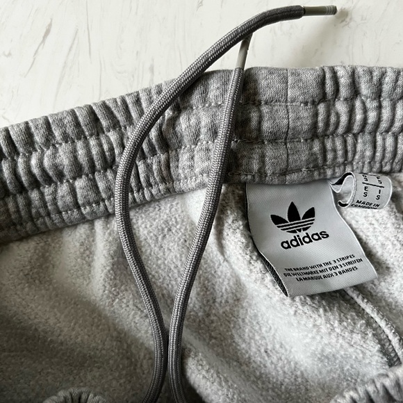 Adidas Men’s Joggers Small - Picture 5 of 5